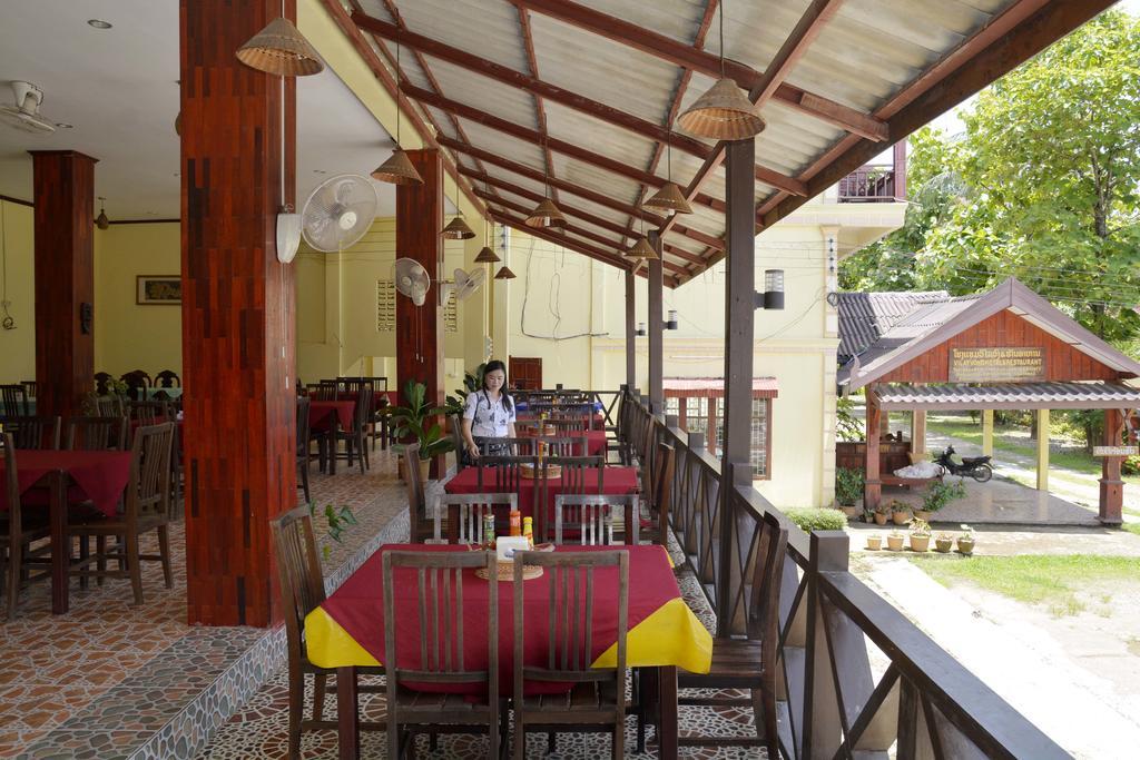 Hotel Vilayvong Vang Vieng Eksteriør bilde