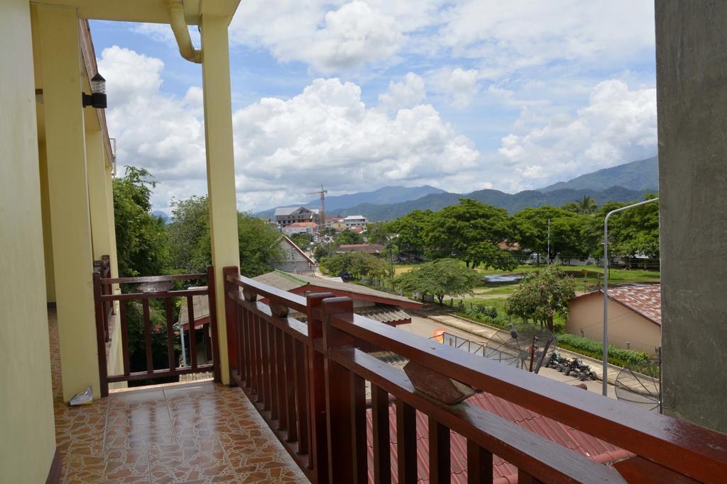 Hotel Vilayvong Vang Vieng Eksteriør bilde