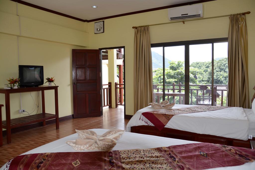 Hotel Vilayvong Vang Vieng Eksteriør bilde