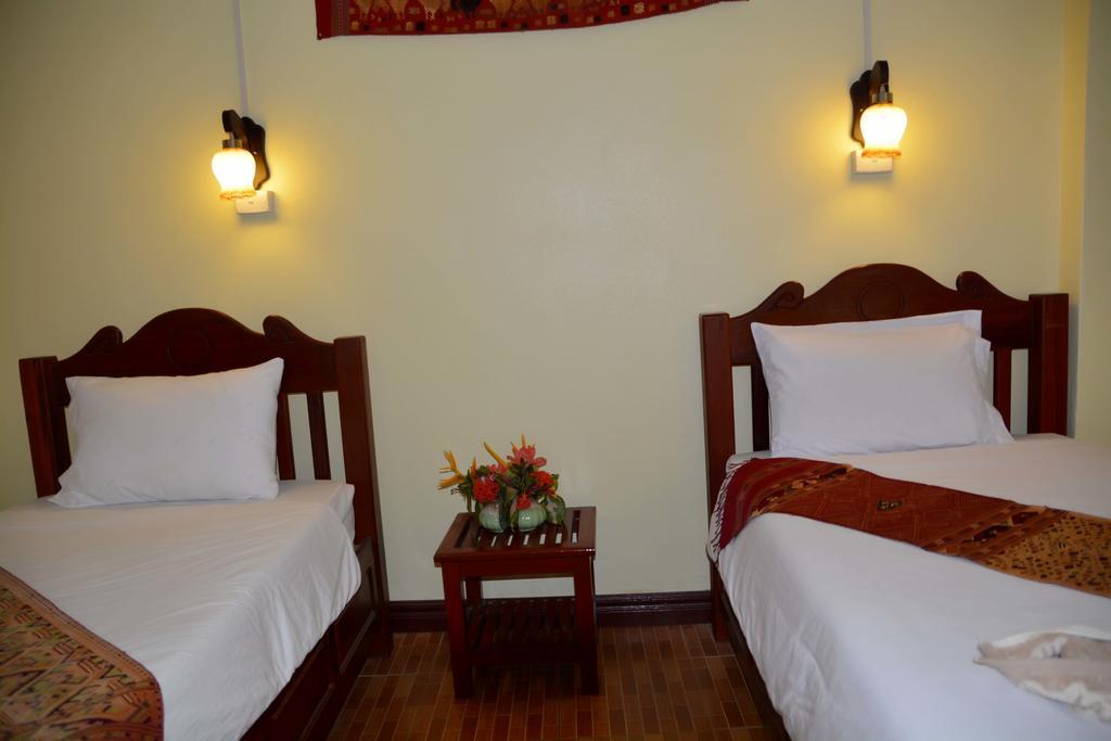 Hotel Vilayvong Vang Vieng Eksteriør bilde