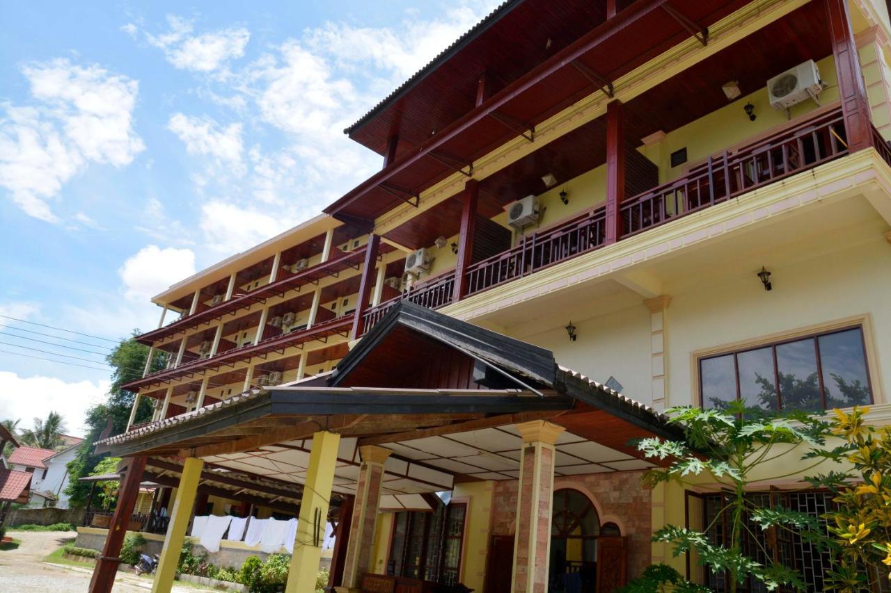 Hotel Vilayvong Vang Vieng Eksteriør bilde